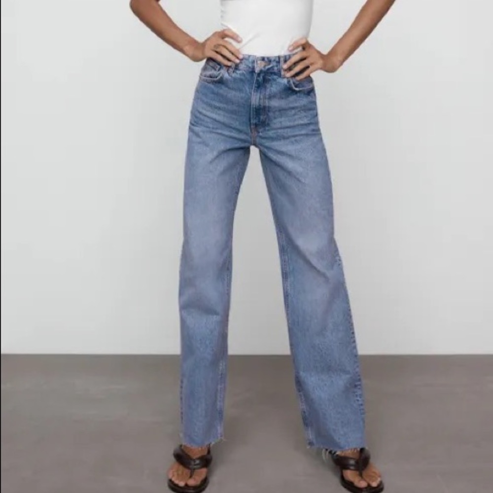 Zara extra wide leg size 4 light wash jeans